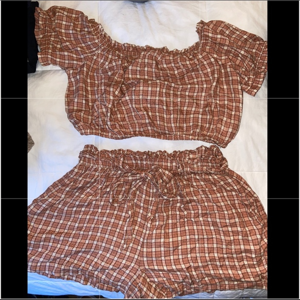 AE two piece set